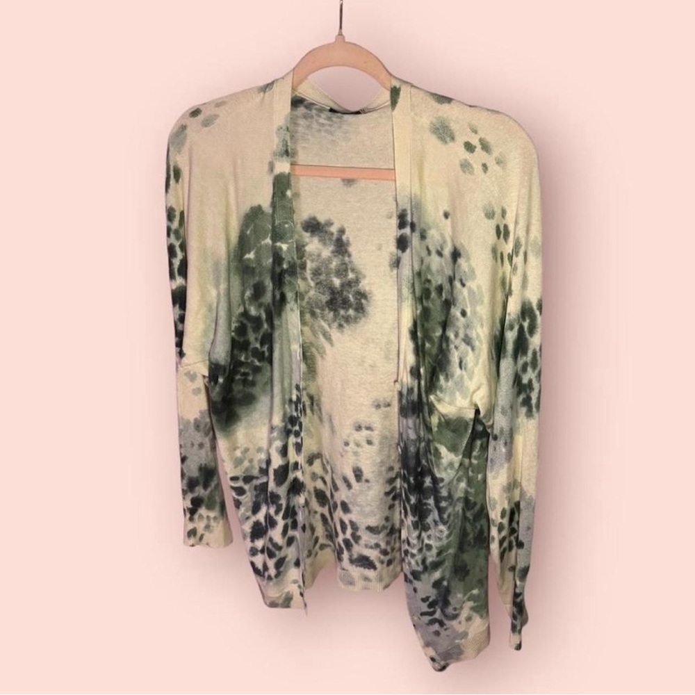 Magaschoni Collection Open Front Cardigan
Sweater